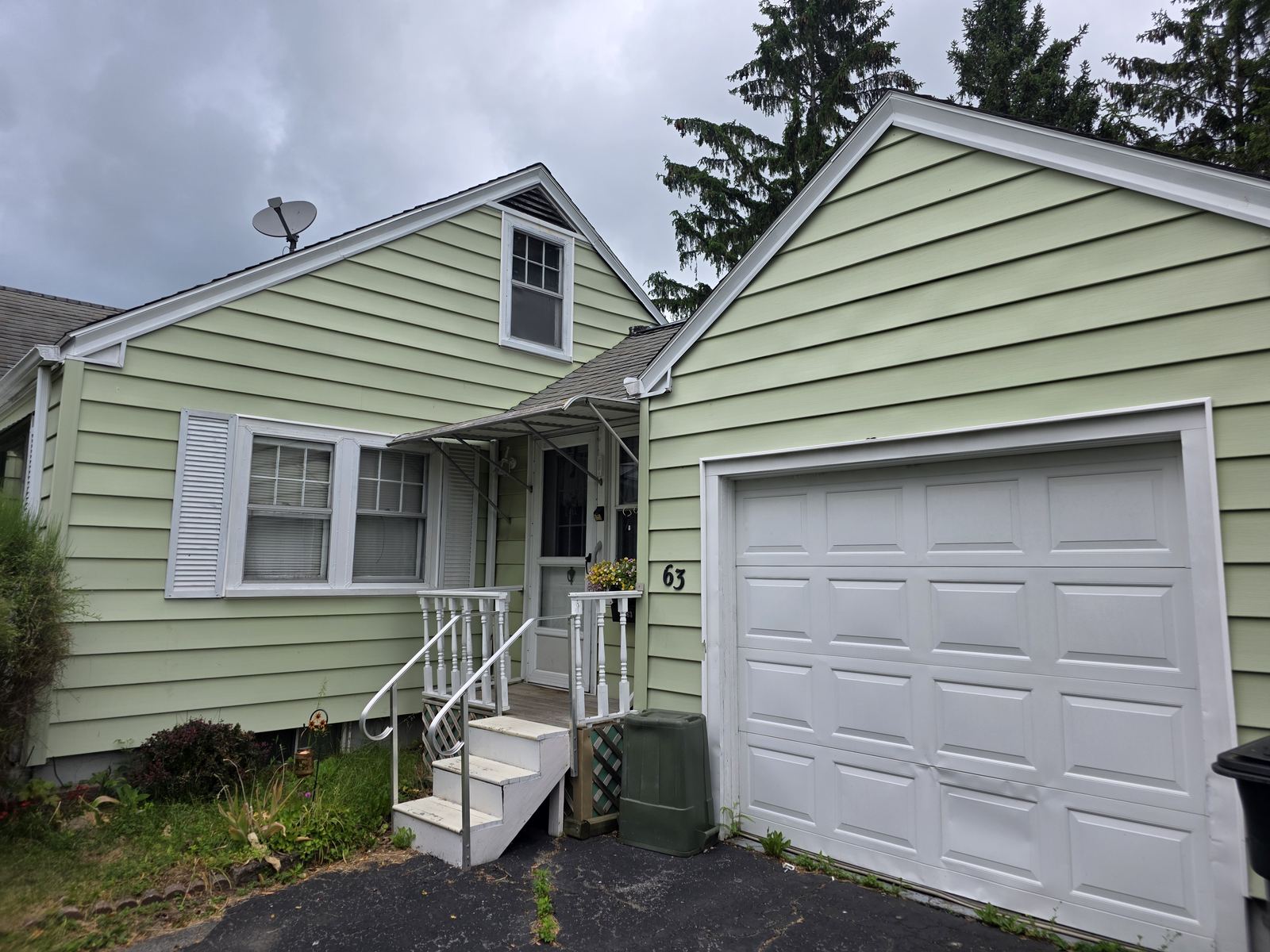Front exterior view of 63 S. Morrell